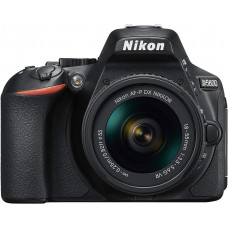  Nikon D5600 - Kit de cámara réflex de 24.2 MP con objetivo AF-P DX 18 - 55 mm VR, pantalla táctil de 3", Full HD, color negro - Versión Europea 